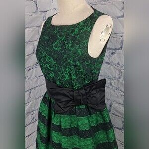 NWOT Red Valentino Women's Dress Bow Tie Casual Party Midi Size 42 IT / Medium